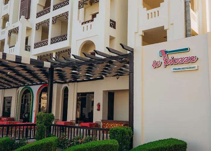 Üdülőközpont Gravity & Aqua Park Sahl Hasheesh Families And Couples Only